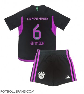 Bayern Munich Joshua Kimmich #6 Replika Bortatröja Barn 2023-24 Kortärmad (+ Korta byxor)